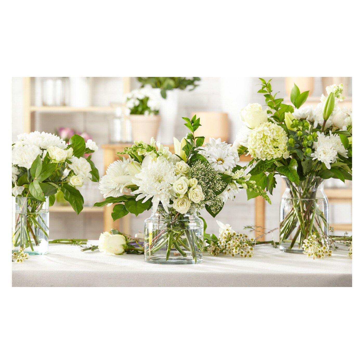 Clásico Ivory – A Florist Original arrangement option 3