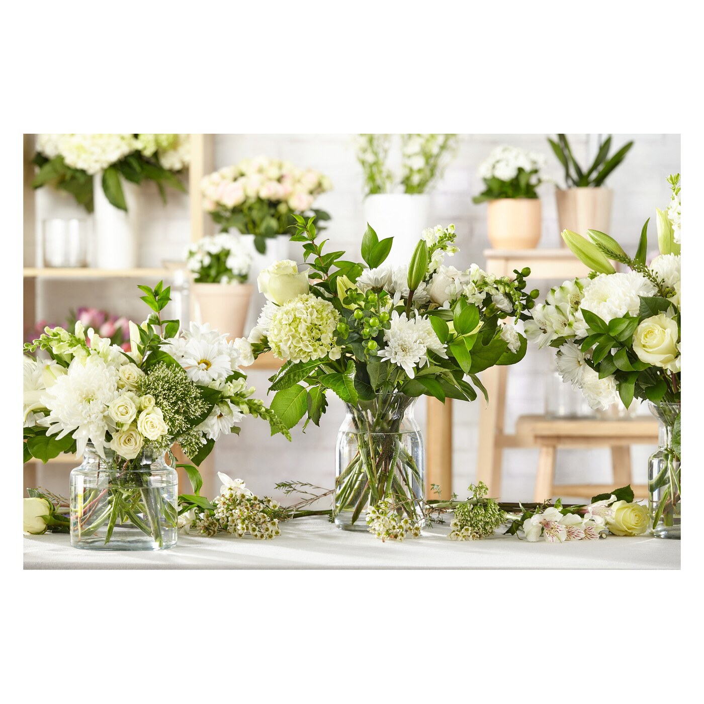 Clásico Ivory – A Florist Original arrangement option 2