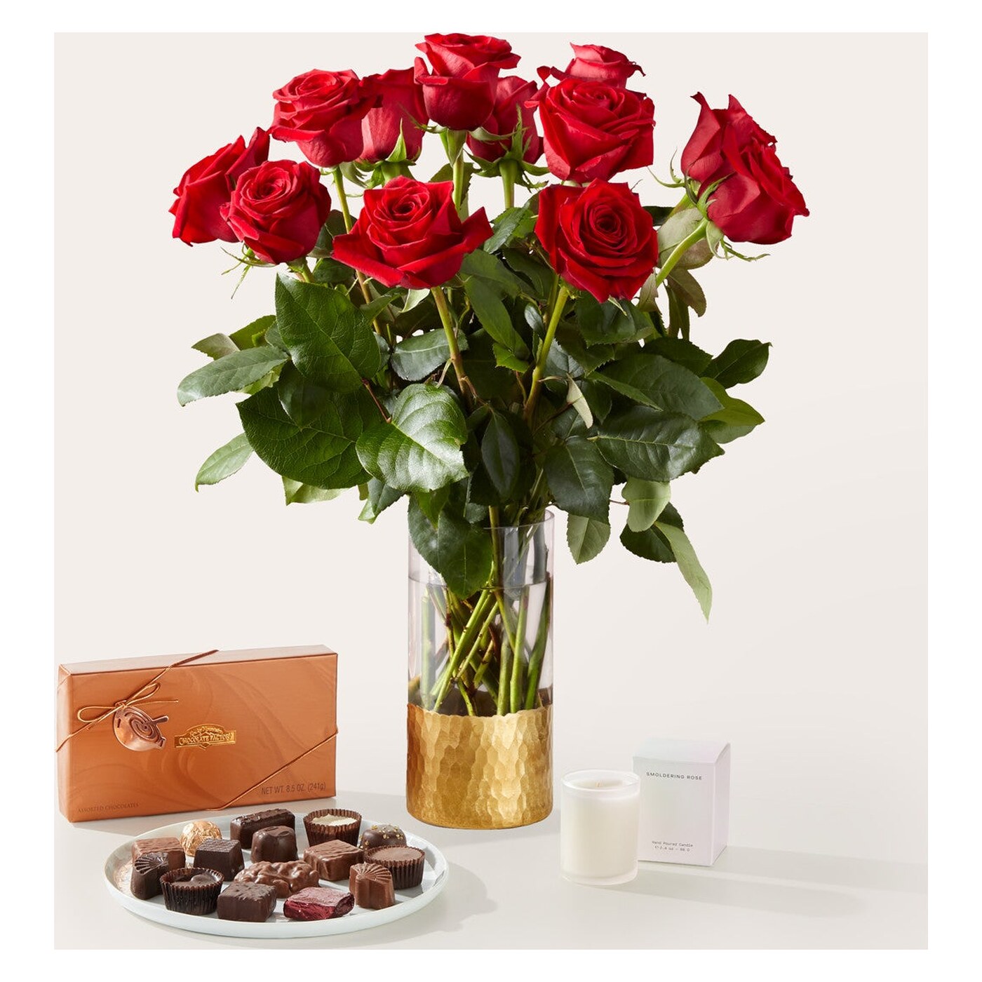 Clásico Love Red Rose Bouquet arrangement option 6